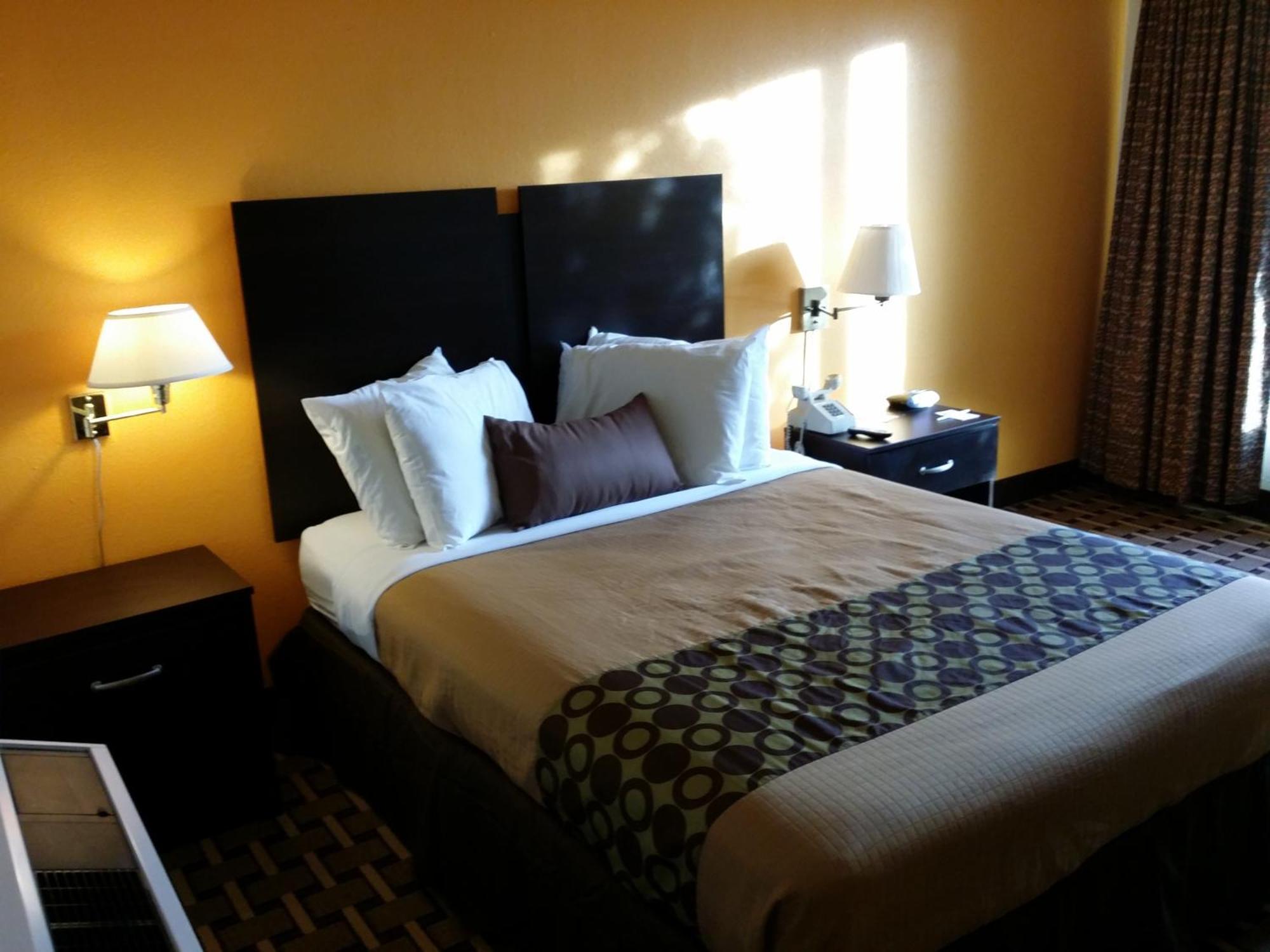 Ahoskie Inn Room photo